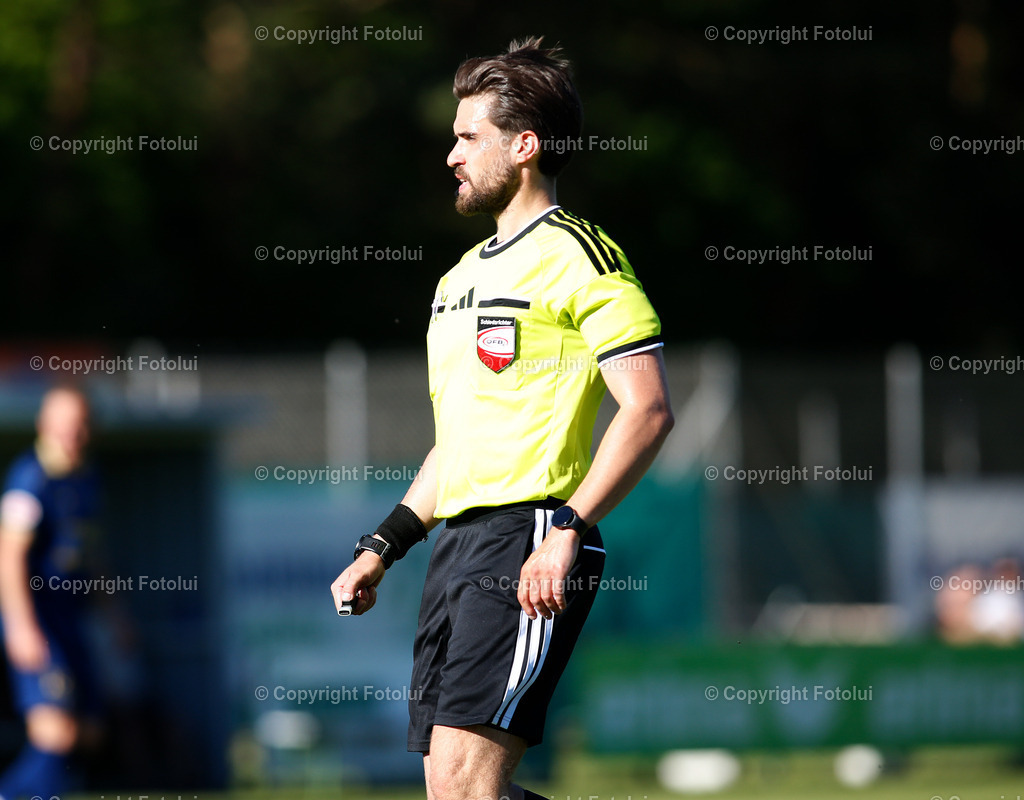 A_LUI_020526_26 | SPORT FUSSBALL REGIONALLIGA MITTE ASKOE OEDT-ATUS VELDEN IM BILD:SCHIEDSRICHTER JULIAN EDLINGER FOTO:FOTOLUI