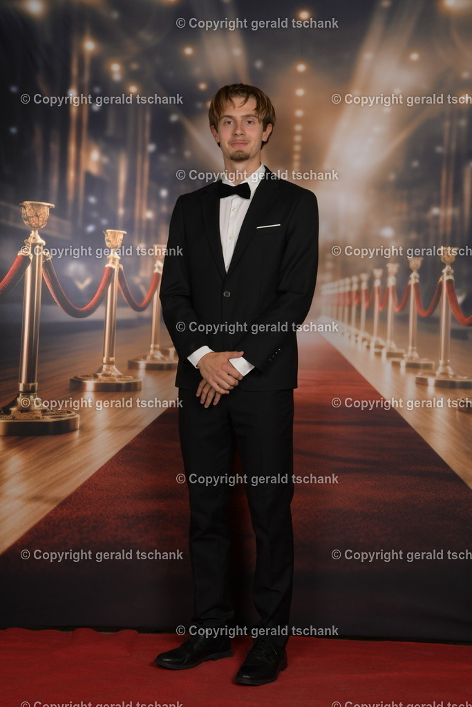 MT1_4974 | Wählen Sie hier bitte Ihr bestes Foto aus, mit diesem Bild wird Ihr Set produziert. Sollten Sie kein Bild wählen oder mehrere suchen wir das Beste aus!
