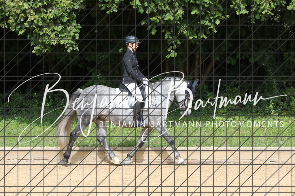 AZ2A2143 | Benjamin Bartmann Photomoments