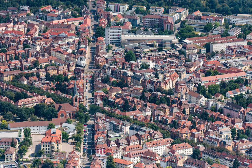 dr__0015834.jpg | STUTTGART 03.08.2018 Innenstadtbereich Ostheim im Stadtgebiet in Stuttgart im Bundesland Baden-Württemberg, Deutschland. // District Ostheim in the city in Stuttgart in the state Baden-Wurttemberg, Germany. Foto: Daniel Reiter