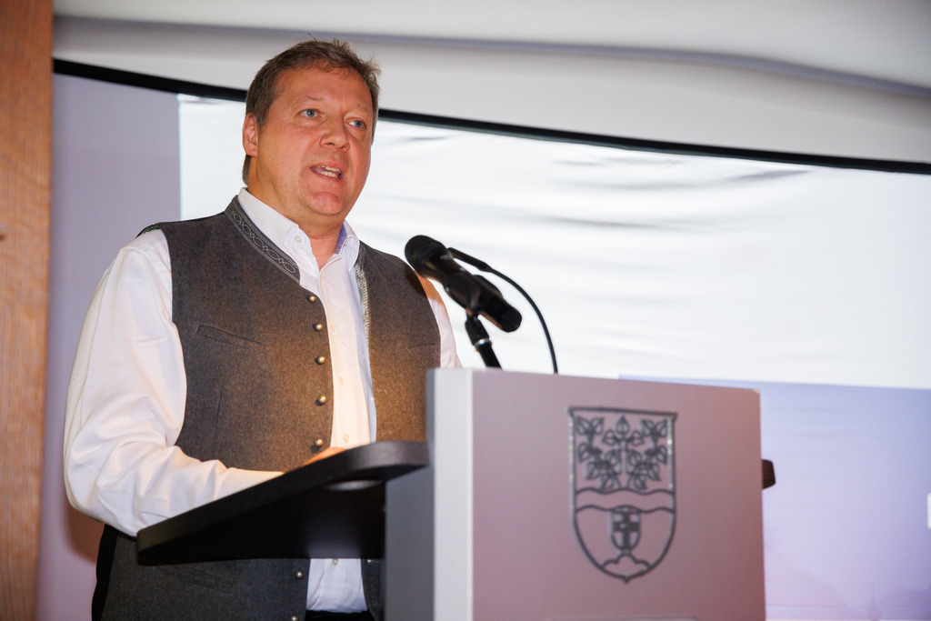 GT2A1657 | ap-design // andreas plenk - Realisiert mit Pictrs.com