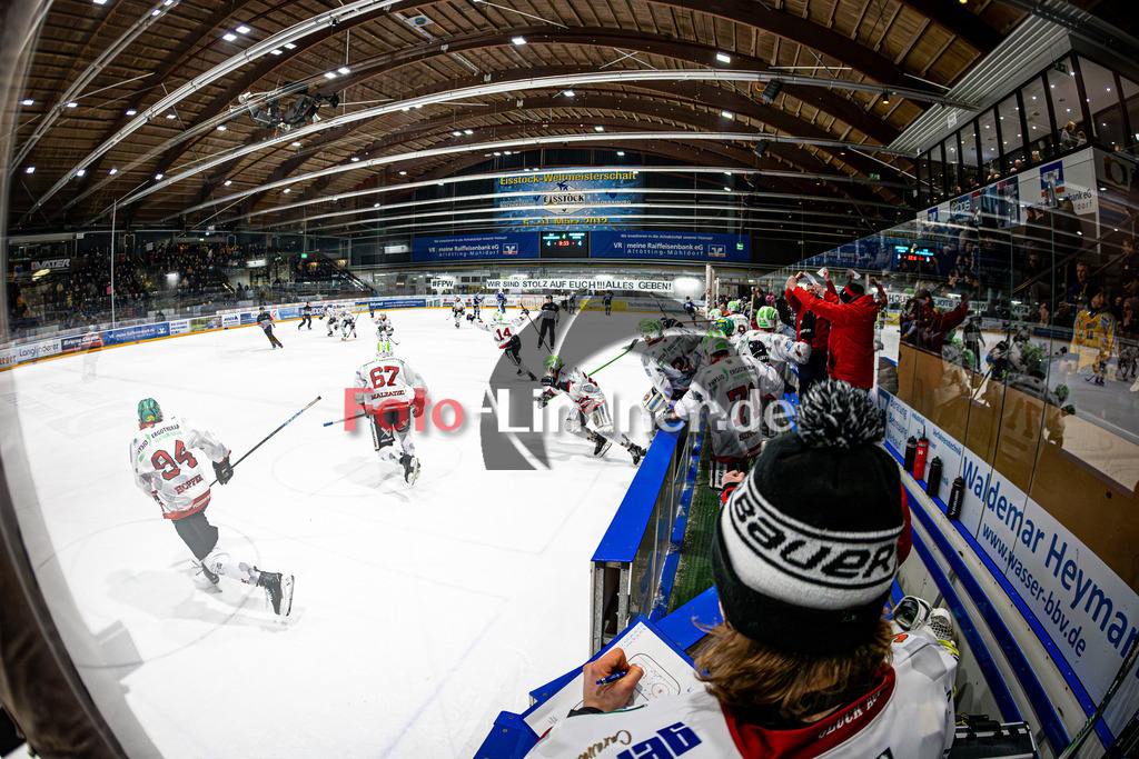EHC Waldkraiburg LÖWEN gegen Peißenberg MINERS | Shop für Sportfotografie, Bilddatenbank, Pressefotografie, Fußball, Eishockey, Aktionsfotos