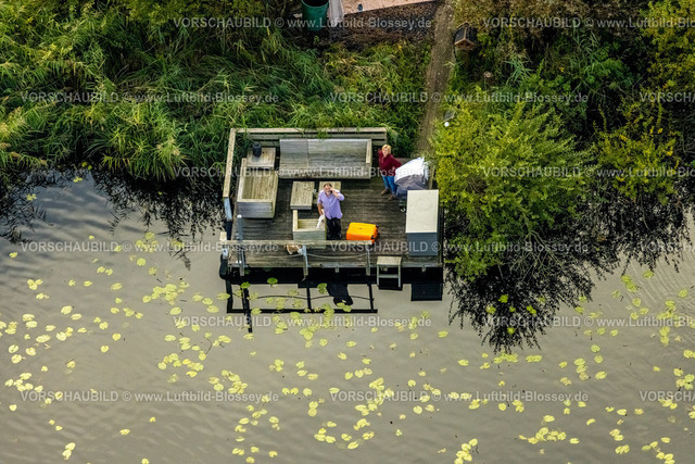 Rees241010738HaffenscheLandwehr | Luftbild, Haffensche Landwehr, Campingplatz und Campinghäuser Im Bonekamp, Bootssteg Freizeitanlage Sitzgruppe, Mehrhoog, Hamminkeln, Niederrhein, Nordrhein-Westfalen, Deutschland