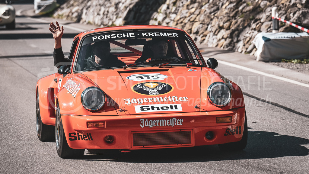 19. Arosa ClassicCar 2023 - 2. September 2023 | 19. Arosa ClassicCar 2023
Arosa, Schweiz
Erbacher Urs aus Aesch mit der Startnummer 515 in einem Porsche 911 RSR, Jahrgang 1974, in der Klasse Classic Trophy.
@arosaclassiccar, @arosa.official, #arosaclassiccar, #arosa, #76curves, #classiccar
Bild: Sportfotografie Markus Aeschimann | www.markus-aeschimann.ch - Realisiert mit Pictrs.com
