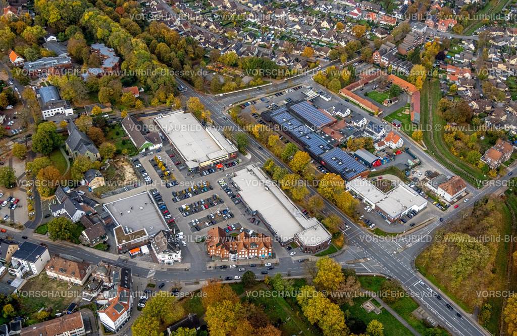 Hamm221012176 | Luftbild, Einkaufszentrum mit Aldi, DM Markt und Edeka Supermarkt, Evang. St.-Victor-Kirche, Herringen, Hamm, Ruhrgebiet, Nordrhein-Westfalen, Deutschland