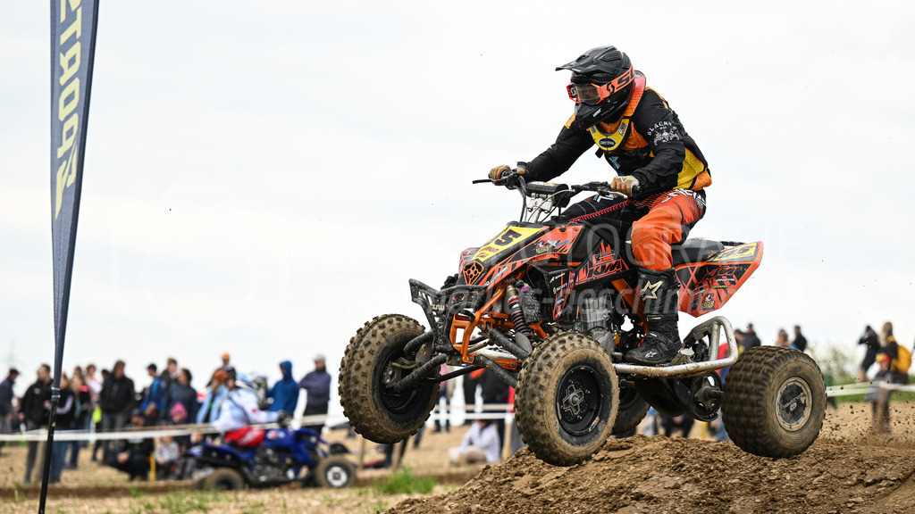Motocross Schlatt bei Winterthur - 30. April 2023 | #95 Hagenbuch Stefan aus Hilfikon (CH) auf KTM Sxf 450 in der Kategorie Quad am Motocross Schlatt bei Winterthur, 30. April 2023. 
Instagram: @mx_schlatt | @mc_wila | @sam_schweiz
Bild: Sportfotografie Markus Aeschimann | www.markus-aeschimann.ch - Realisiert mit Pictrs.com