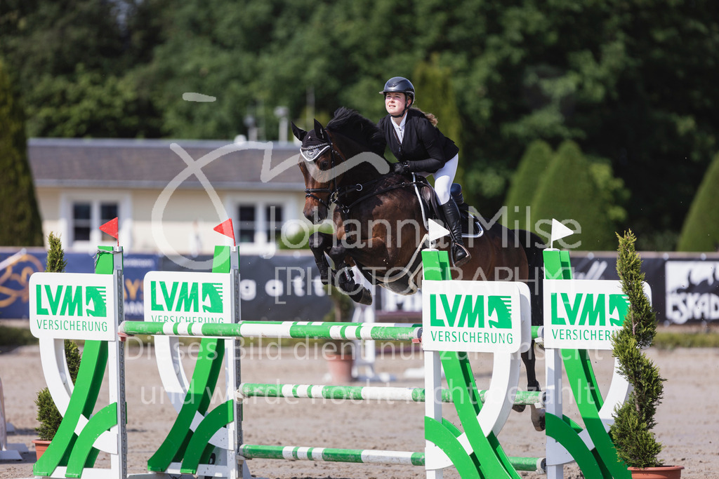 250601_MayDays_M2-Spr-910 | Deine schönsten Turniermomente als professionelle Fotos! Entdecke hochwertige Pferdesport-Fotografie im Online-Shop. Jetzt Fotos finden & bestellen!