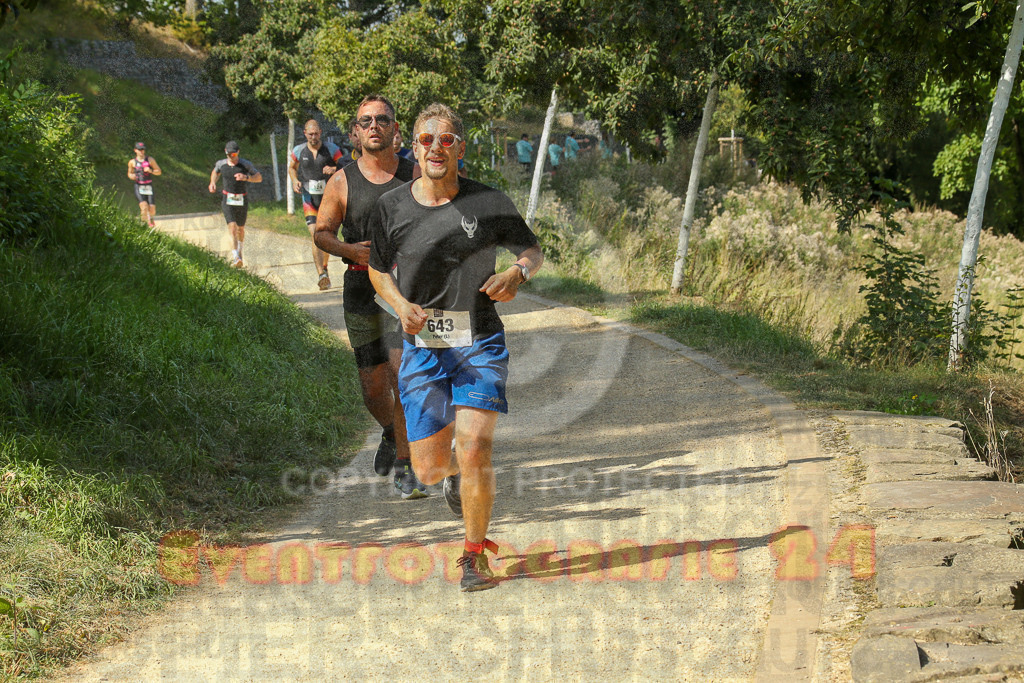 250824_1436_EX1_6842 | Sportfotografie im Rhein-Sieg Kreis, Köln, Bonn, NRW, Rheinland Pfalz, Hessen, etc. Unser Tätigkeitsfeld umfasst den Laufsport vom Volkslauf über den Marathon, Duathlon, Triathon bis zum Ultralauf wie Kölnpfad Ultra oder Schindertrail.