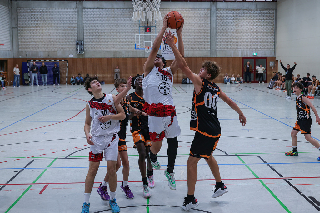 JBBL BAYER GIANTS vs Young Lions Wuppertal-43 | Fotos von Basketballspielen aus dem Raum NRW fotografiert von Gero Mueller-Laschet und Daniel Schaefer - Realisiert mit Pictrs.com