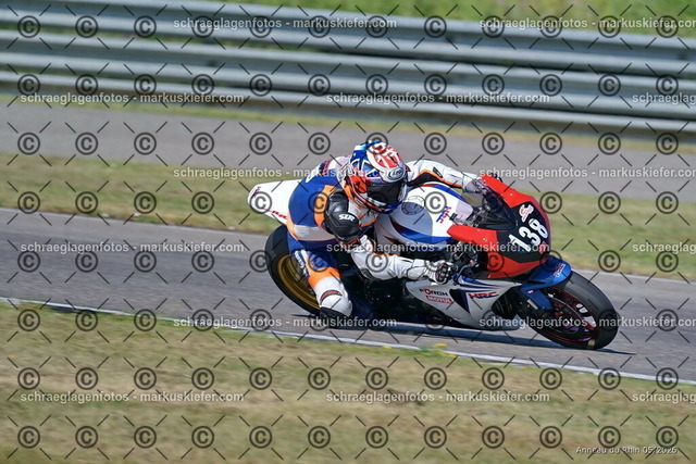 26BT02-0068 | markuskiefer.com - Realisiert mit Pictrs.com