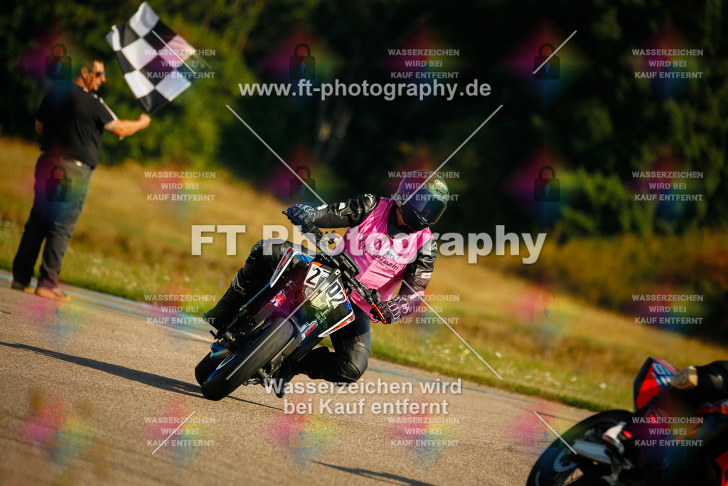 _MOT5720 | Hier findet Ihr Bilder von Touristenfahrten auf der Nürburgring Nordschleife oder von anderen Veranstaltungen die ich besucht habe. Viel Spass beim Durch Schauen 