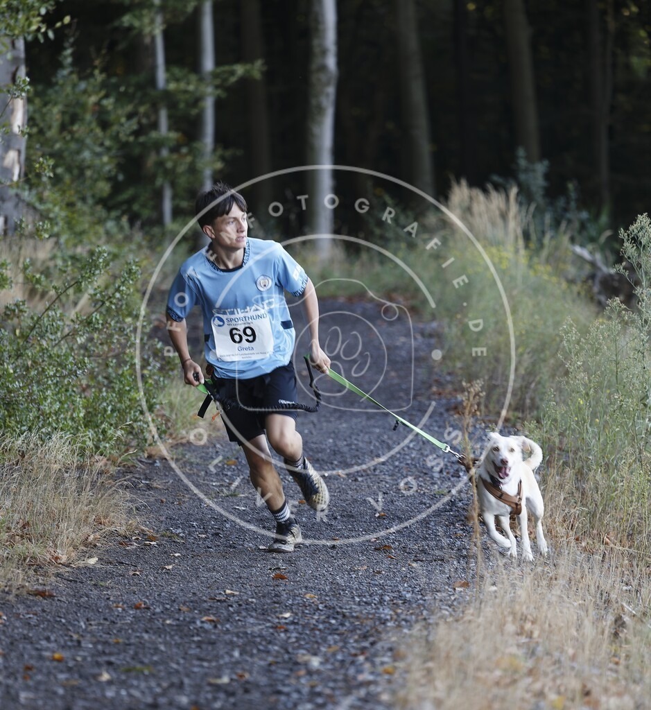 0L8A1952 | Hundefotografie, Tierfotograf, Pfotenfotografie, Fotoshooting Hund, Hunde Portrait, Hundesport, Hundeportraits, Heideshooting, Hunde, Sportfotograf, Hundefotograf, Turnierhundsport, THS,  - Realisiert mit Pictrs.com