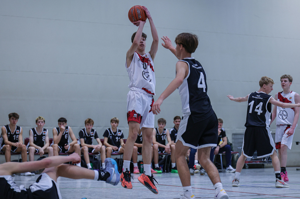 JBBL BAYER GIANTS vs Team BonnKöln RAG-115 | Fotos von Basketballspielen aus dem Raum NRW fotografiert von Gero Mueller-Laschet und Daniel Schaefer - Realisiert mit Pictrs.com