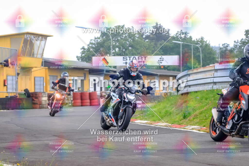 _TCM3185 | Hier findet Ihr Bilder von Touristenfahrten auf der Nürburgring Nordschleife oder von anderen Veranstaltungen die ich besucht habe. Viel Spass beim Durch Schauen 