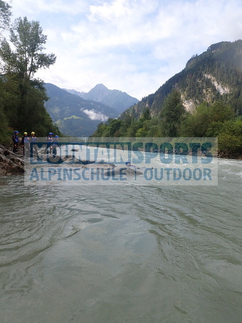 P7160035 | Bestelle die Bilder deines Berg- oder Wasser-Abenteuers mit Mountain Sports bequem von zu Hause aus direkt über unseren Online Fotoshop von pictrs.com. - Realisiert mit Pictrs.com