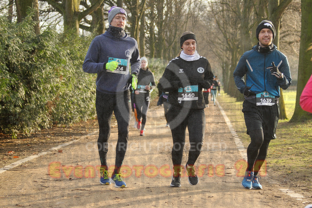 241231_1020_EV4_3932 | Sportfotografie im Rhein-Sieg Kreis, Köln, Bonn, NRW, Rheinland Pfalz, Hessen, etc. Unser Tätigkeitsfeld umfasst den Laufsport vom Volkslauf über den Marathon, Duathlon, Triathon bis zum Ultralauf wie Kölnpfad Ultra oder Schindertrail.