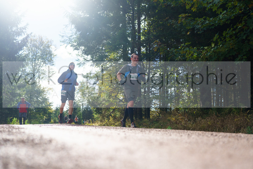 Herbstlauf 2024 | Rennsteig-Herbstlauf von Neuhaus am Rennweg nach Masserberg am 6. Oktober 2024