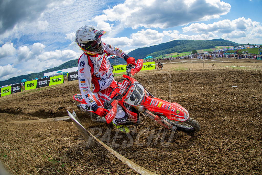 MX1 (370) | Paeschuphoto Shop - Wer nicht sucht der auch nicht findet.Ob Motocrossbilder oder von einem besuchtem Spiel, Hauptsache Action. - Realisiert mit Pictrs.com
