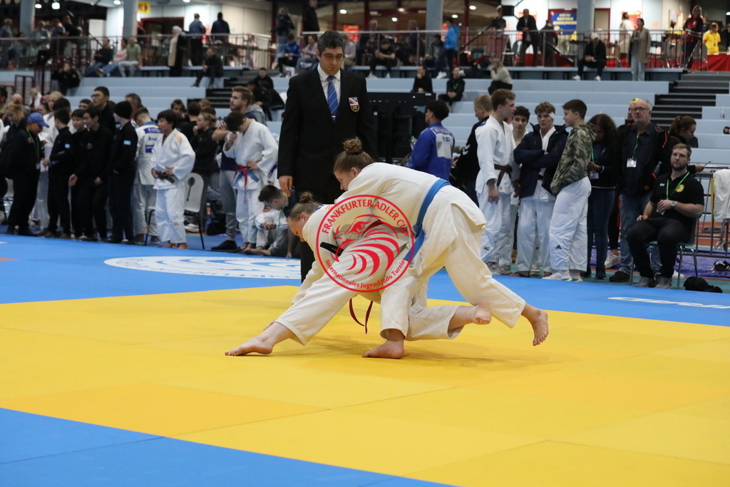 1J7A2586 | Fotos vom Adler Cup - Pictures from Adler Cup

Hier findet Ihr alle Eindrücke und großen Momente der Adler Cup Wochenenden. Here you will find all impressions and great moments of the Adler Cup weekends. - Realisiert mit Pictrs.com