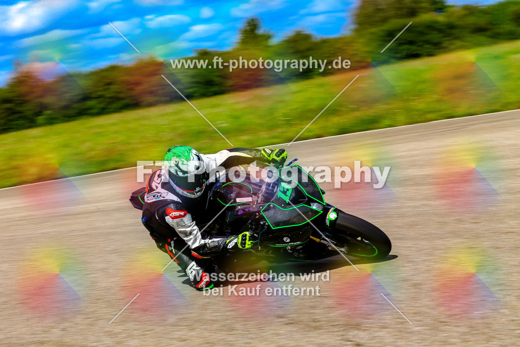 013-6586 | Hier findet Ihr Bilder von Touristenfahrten auf der Nürburgring Nordschleife oder von anderen Veranstaltungen die ich besucht habe. Viel Spass beim Durch Schauen 