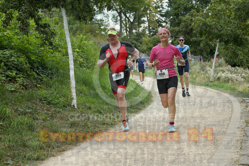 250824_1406_EX1_4967 | Sportfotografie im Rhein-Sieg Kreis, Köln, Bonn, NRW, Rheinland Pfalz, Hessen, etc. Unser Tätigkeitsfeld umfasst den Laufsport vom Volkslauf über den Marathon, Duathlon, Triathon bis zum Ultralauf wie Kölnpfad Ultra oder Schindertrail.