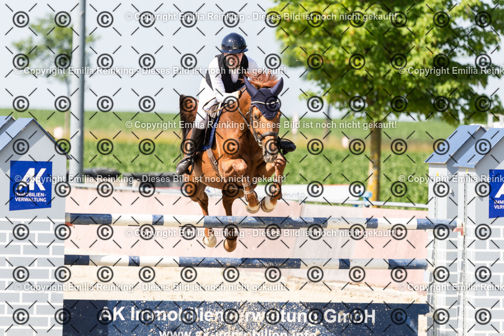 CL5A1028 | Emilia Reinking Fotografie - Realisiert mit Pictrs.com