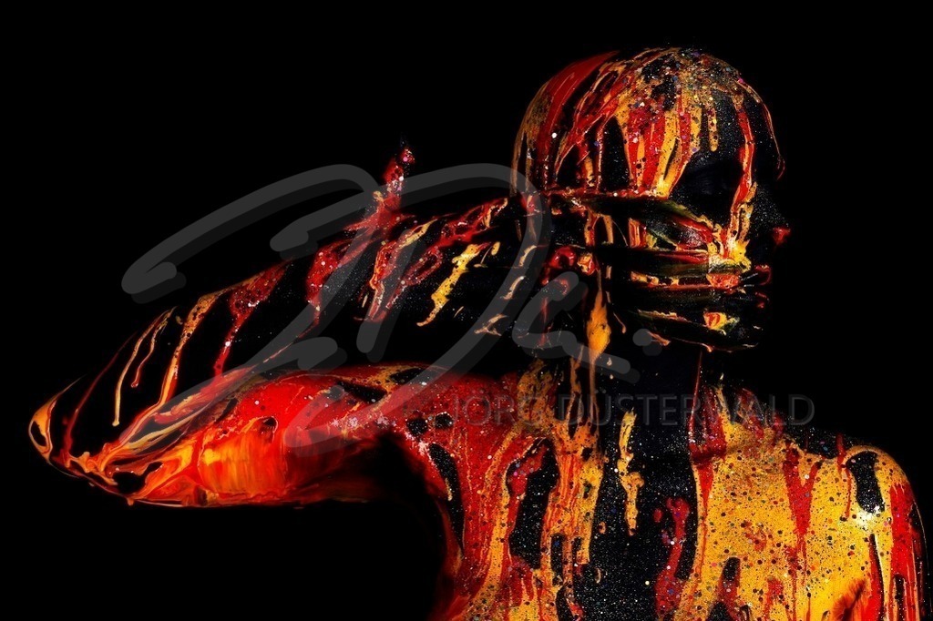 BodyArt-DARKBLUESPLASH_6699 | #023 | Modell: Sonia | Foto: Tschiponnique Skupin - Realisiert mit Pictrs.com