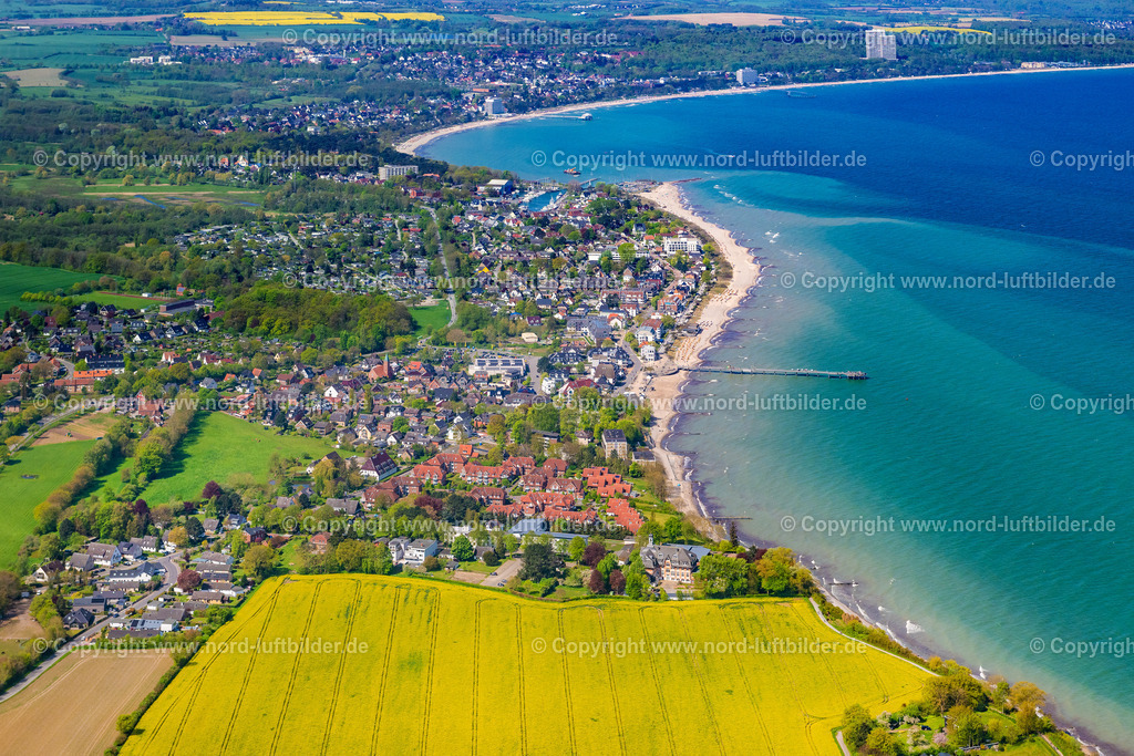 Niendorf_ELS_5138010524 | NIENDORF 01.05.2024 Ortsansicht an der Meeres-Küste der Ostsee in Niendorf/Ostsee im Bundesland Schleswig-Holstein, Deutschland. // Townscape on the seacoast of Baltic Sea in Niendorf/Ostsee in the state Schleswig-Holstein, Germany. Foto: Martin Elsen
