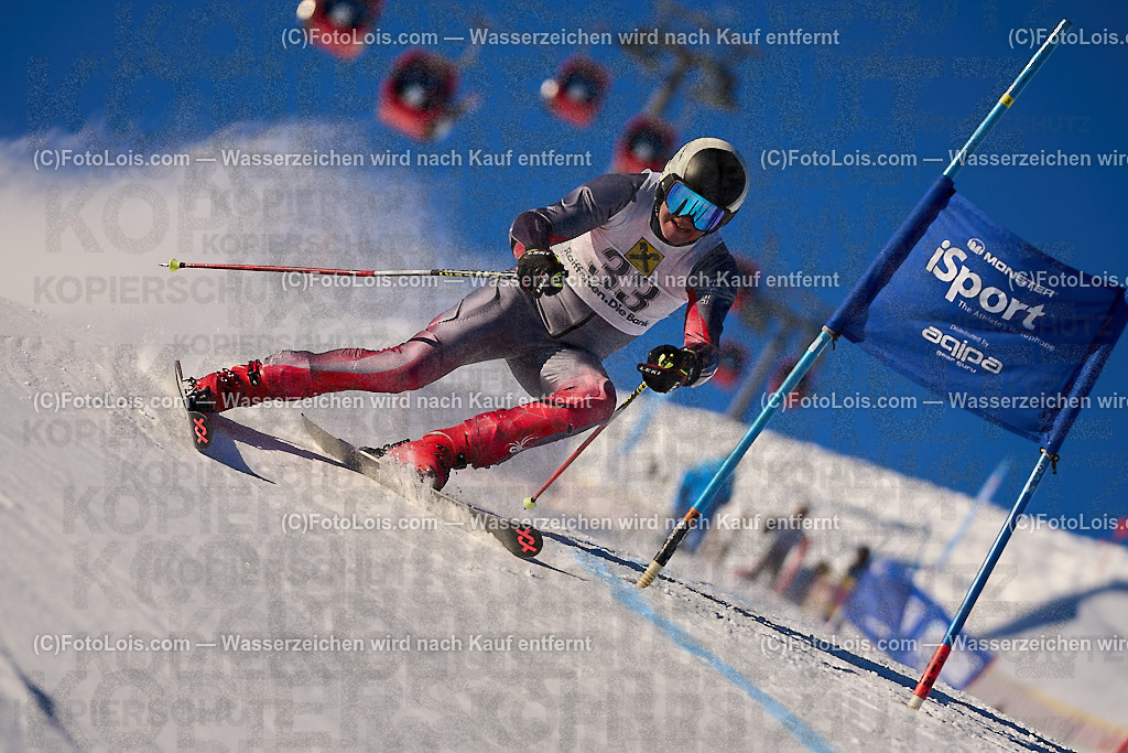 ALP2620_MASTERS-Cup_GS-B Herrn_Schoenbrunner Heinz | (C)FotoLois.com, Alois Spandl. FIS Masters-Cup Wildschönau, Giant Slalom auf der Piste Schatzberg GS, Siegerehrung auf dem Dorfplatz Niederau, Sa 13. Januar 2024.