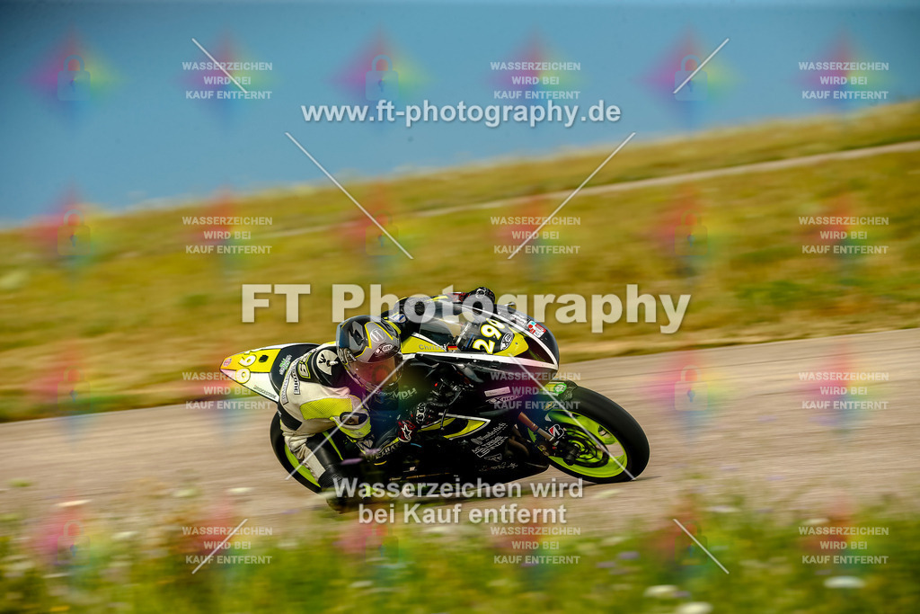 Chambley Juli-0784 | Hier findet Ihr Bilder von Touristenfahrten auf der Nürburgring Nordschleife oder von anderen Veranstaltungen die ich besucht habe. Viel Spass beim Durch Schauen 