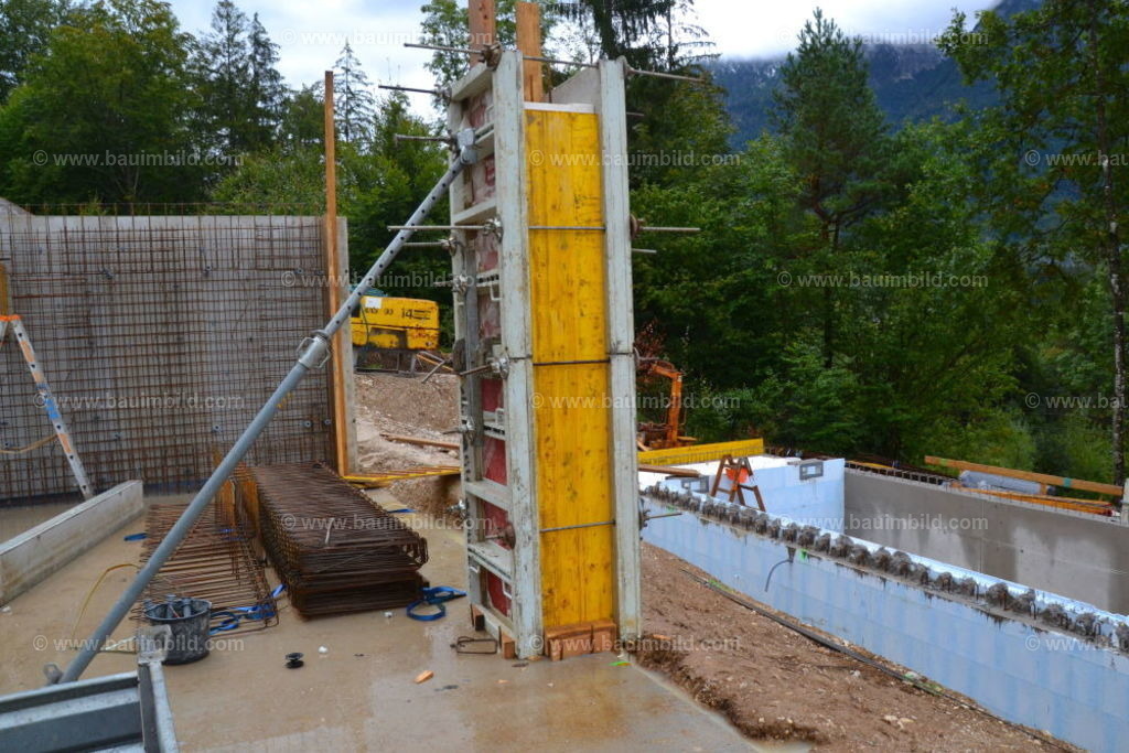 bib-lg04-betonarbeiten-0155 | Nach LV-Leistungsgruppen sortierte Detailfotos über den Bau eines Hauses. Alle Hausbau-Bilder direkt vom Urheber und Autor der Website Haus-Selber-Bauen.com