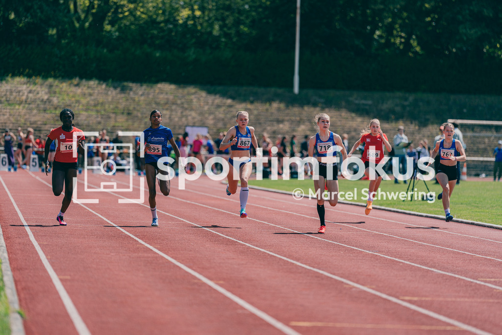 FLVW-Meisterschaften 2026 | Impressionen und Wettkampfszenen der FLVW-Meisterschaften 2026 mit Athletinnen und Athleten verschiedener Vereine und Altersklassen in unterschiedlichen Disziplinen der Leichtathletik. - Realisiert mit Pictrs.com