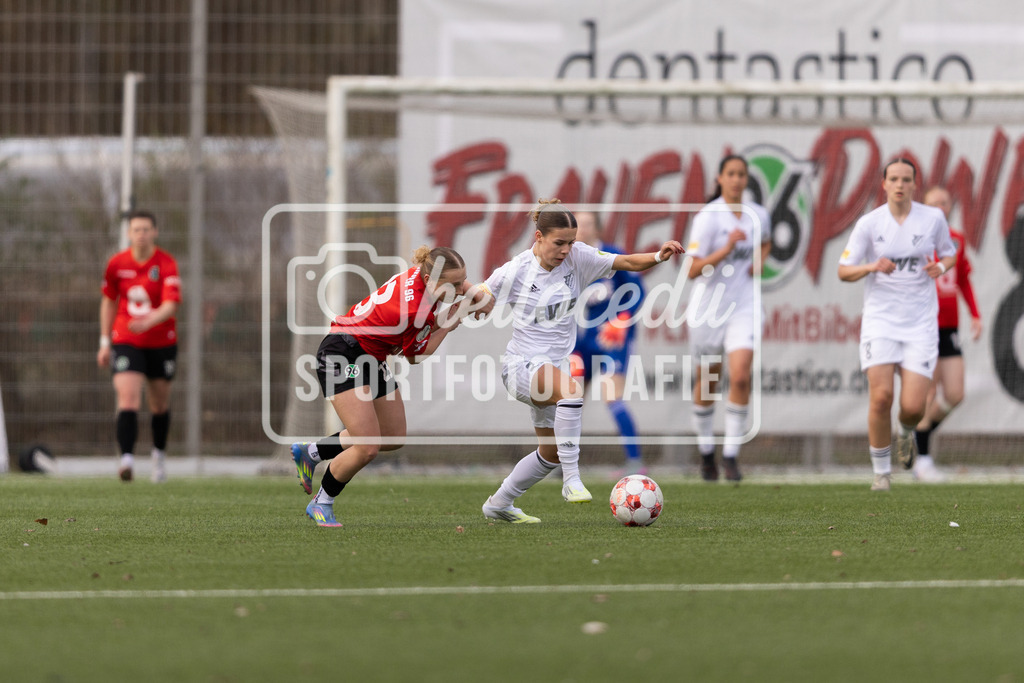 Fußball I Frauen I Saison 2025-2026 I Regionalliga Nord I 16. Spieltag I Hannover 96 - SpVg Aurich-110 | realhellocedii - Realisiert mit Pictrs.com