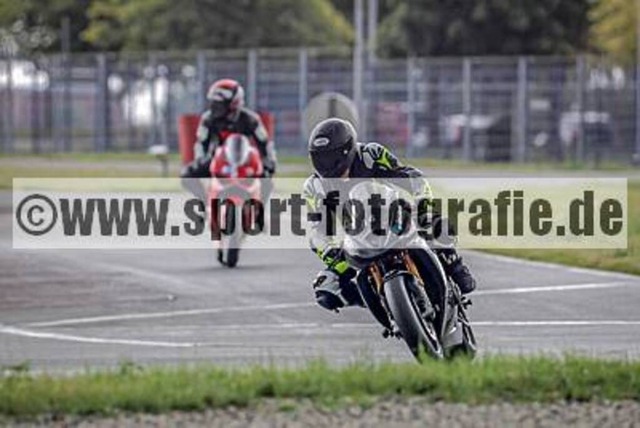 spof9142 | Professionelle Fotos von Sportveranstaltungen, aber auch Hochzeiten und anderen Events. - Realisiert mit Pictrs.com