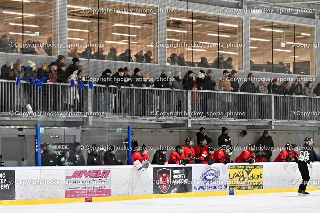 Lendhafen Seelöwen vs. Spartans Althofen | Besucher HTC Eishalle Ferlach, Lendhafen Seelöwen vs. Spartans Althofen, Lendhafen Seelöwen vs. Spartans Althofen am 14.02.2025 in Ferlach (HTC Eishalle Ferlach), Austria, (Photo by Bernd Stefan)