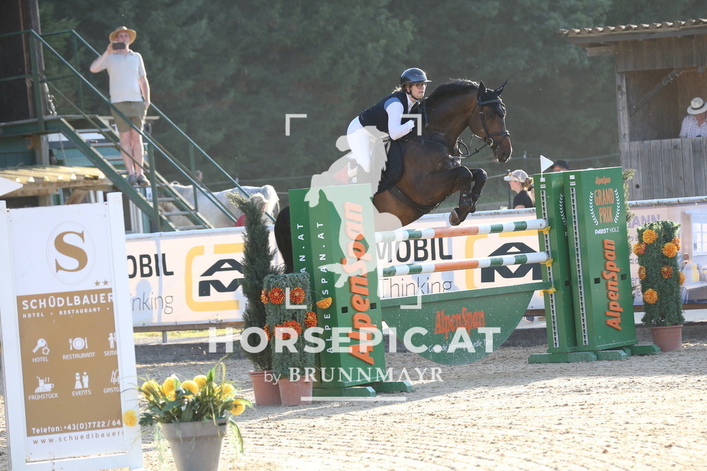 DL2Q1014 | Willkommen bei Brunnmayr - Design & Fotografie – Ihrem Spezialisten für Reitturniere und Pferdeveranstaltungen in Oberösterreich, Salzburg und Bayern! Seit über 17 Jahren sind wir leidenschaftlich dabei.