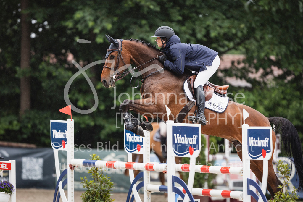 250610_Mühlen_SprPf-L1-330 | Deine schönsten Turniermomente als professionelle Fotos! Entdecke hochwertige Pferdesport-Fotografie im Online-Shop. Jetzt Fotos finden & bestellen!