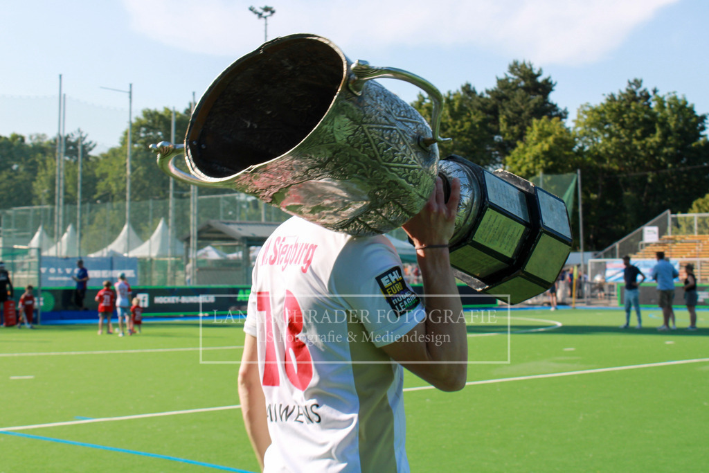 DM23 Finale Herren Mannheimer HC -  Rot-Weiß Köln 04.06.23-229 | lanaschraderfotografie - Realisiert mit Pictrs.com