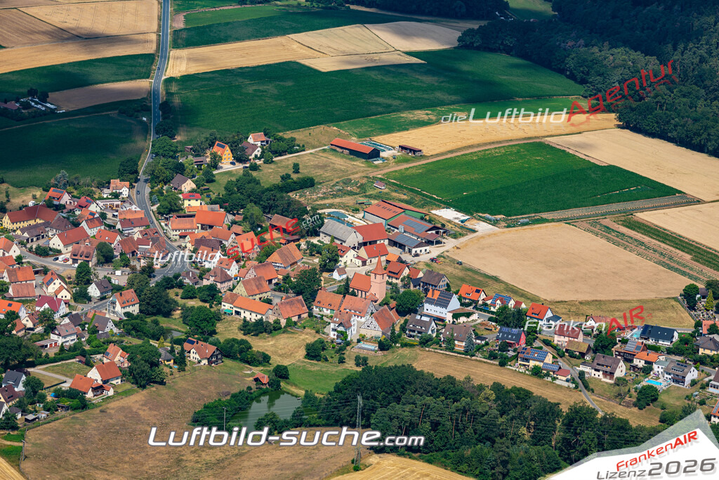 aktuelles Luftbild von  Regelsbach - Luftaufnahme wurde 2019 von https://frankenair.de mittels Flugzeug (keine Drohne) erstellt.