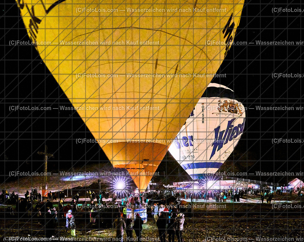 ALP0414_Nacht der Ballone_Lackenhof | (C)FotoLois.com, Alois Spandl, 'Nacht der Ballone' des Ballonclub ÖTSCHERLAND in Lackenhof/Weitental, gemeinsame Veranstaltung mit Tourismusverband ÖTSCHER, Mi 28. Dezember 2022.