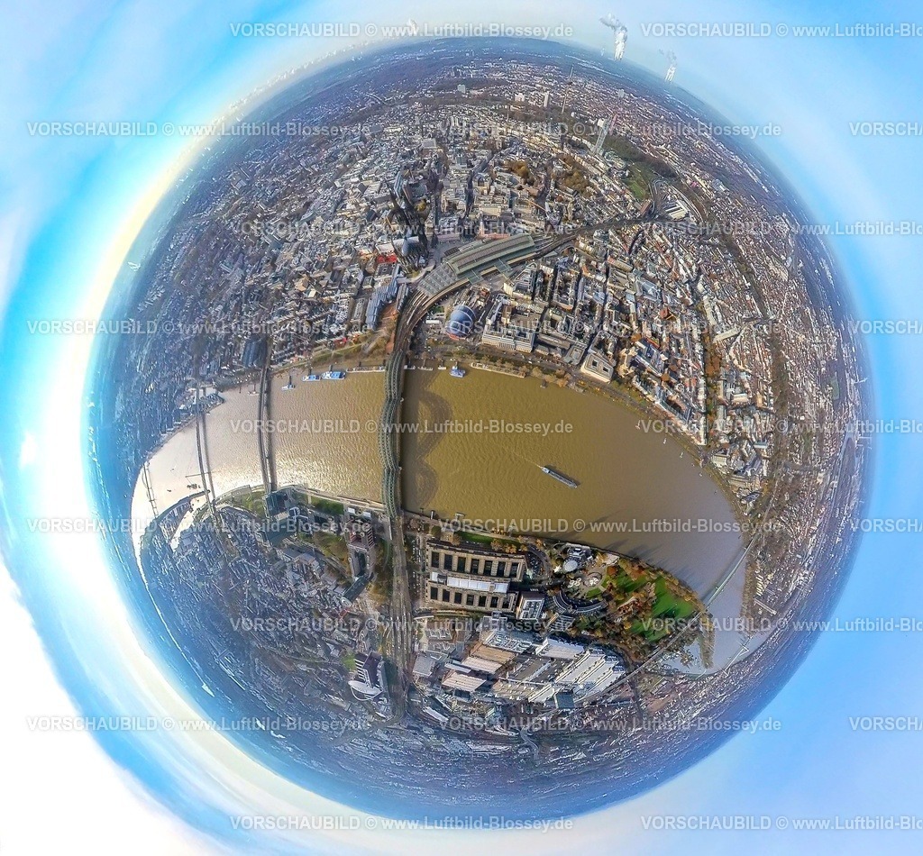 Koeln231190028HauptbahnkfoDomMitte | Luftbild, Fluss Rhein und Ausflugsschiffe mit Hohenzollernbrücke und Deutzer Brücke, Mitte City und Altstadt mit dem Kölner Dom und dem Hauptbahnhof Hbf, umgeben von herbstlichen Laubbäumen, Erdkugel, Fisheye Aufnahme, Fischaugen Aufnahme, 360 Grad Aufnahme, tiny world, little planet, fisheye Bild, Altstadt, Köln, Rheinland, Nordrhein-Westfalen, Deutschland