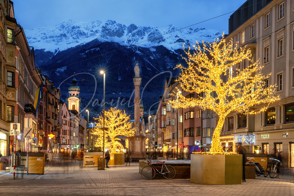 Innsbruck | Weihnachtliches Innsbruck mit der Nordkette