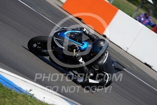 2025_04_29_PBK_25541 | Sportfotografie; SlowMotion; Video; Rennstrecke; Hafeneger; Speer; Racing; RSE; BMW; CBO; Trackday; Motorsportarena; Hockenheimring; Brno; Most; Barcelona; Valencia