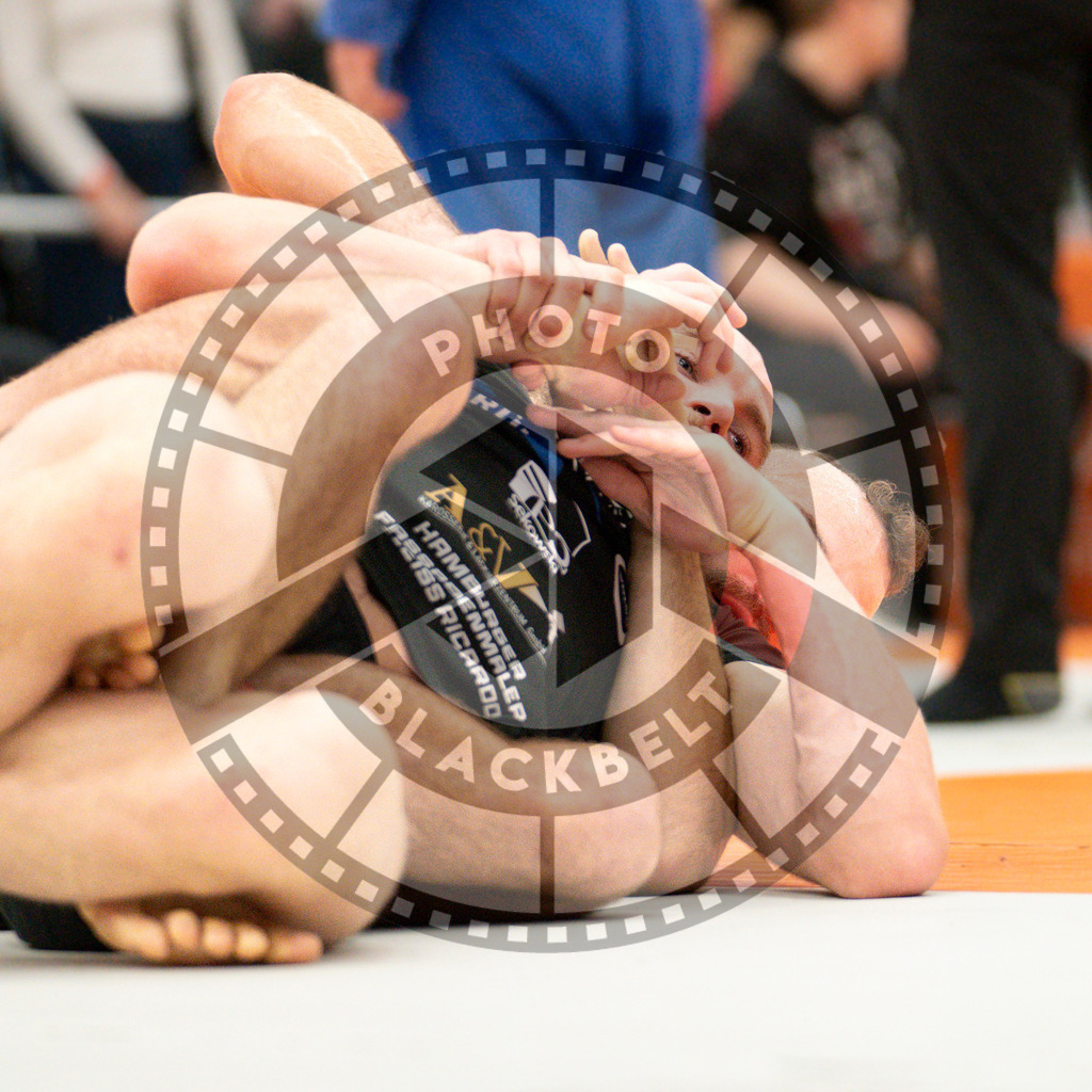20231125PBB7060 copy | Fighters compete during the Grappling Industries Jiu-jitsu Championship in Berlin, Germany, on November 25, 2023.