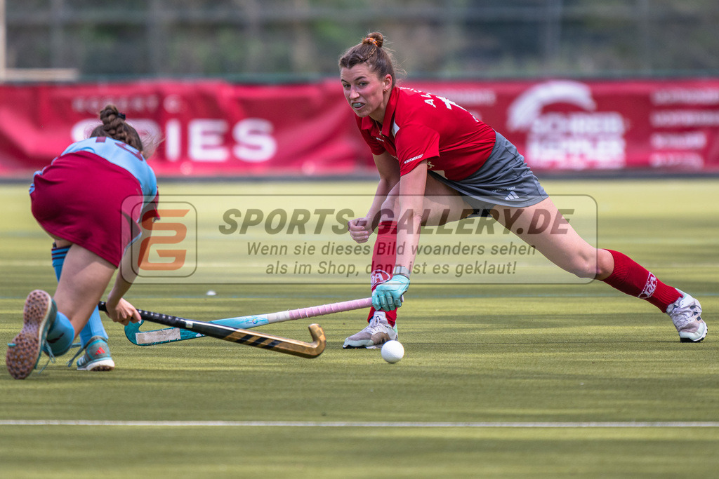 SM_20240427-D85_0314 | Playoffs:1.Bundesliga Feldhockey (W) UHC - DCadA /  1:3 (0:1)