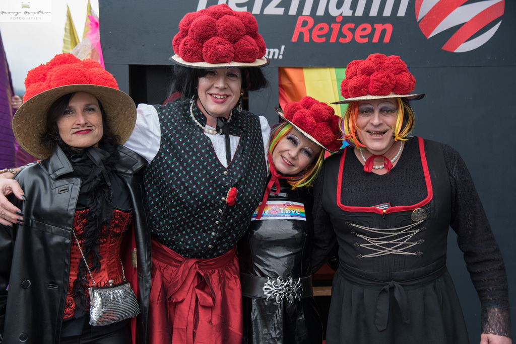 FastSonn_23-082 | Fotoblog Schwarzwald, Foto Blog Wiesental, Pfaffenberg, Winterzauber, Zeller Bergland, Zell im Wiesental, Fotoblog Wiesental, Landschaftsfotos, Bilder Wiesental, Natur, Naturbilder, Fastnacht, Zeller Fastnacht, Zeller Fasnacht, Zeller Bergland, Belchen, - Realisiert mit Pictrs.com