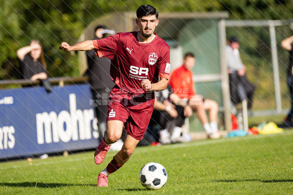 20250928_Picselweb-Fotografie_1R3_2246 | Spielszenen aus dem Spiel VfL Güldenstern Stade - Rotenburger SV. Ergebnis 0:3 - Realisiert mit Pictrs.com