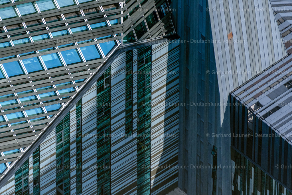 4039651 | Dachstrukturen der Universitätskirche, Leipzig im Bundesland Sachsen