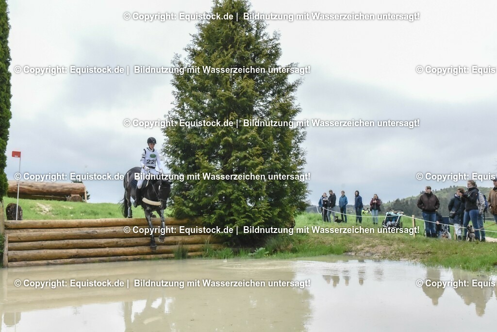 20230513_CCI2_Section2_Gelände_0232 | equistock