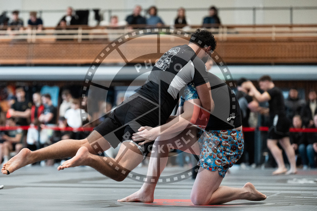 20251129PBB8311 | Fighters compete during the luta livre competition ILLCS XI winter edition on November 29, 2025 in Hannover, Germany.